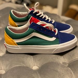 Vans .. rare pair brand new size 7 women